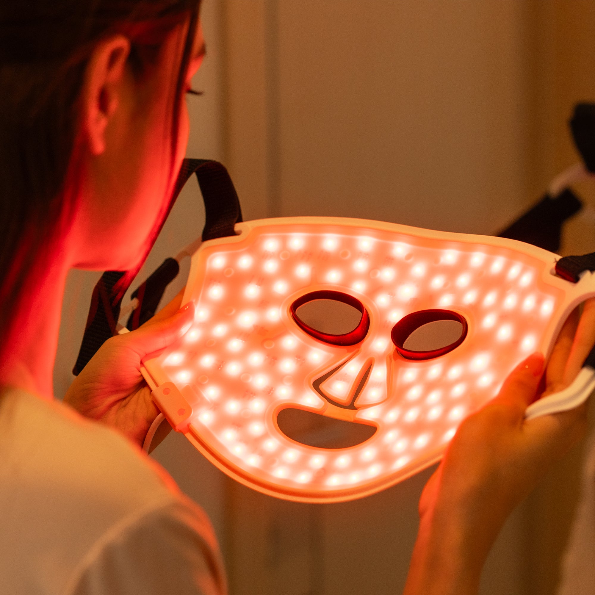 DermRays Masque en Silicone de Luminothérapie LED pour le Visage, le Cou et le Décolleté, Revitalise & Renouvelle Votre Peau